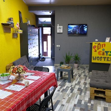 Suncity Hostel Batumi Exterior photo