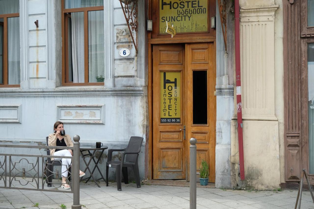 Suncity Hostel Batumi Exterior photo