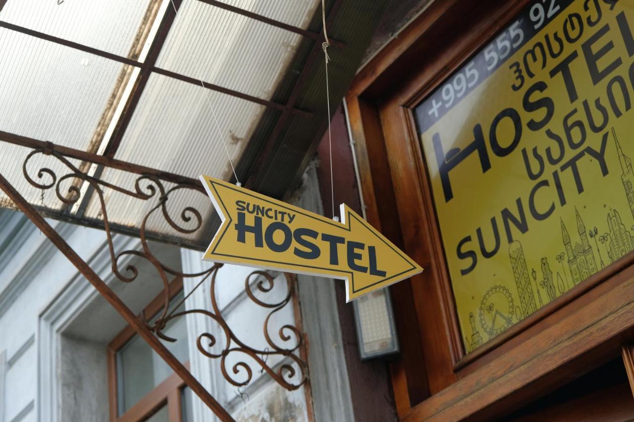 Suncity Hostel Batumi Exterior photo